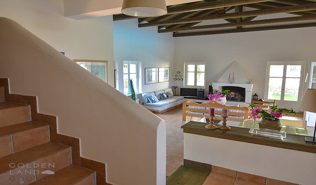 Luxury Villa Pop for rent in Saint Aimilianos