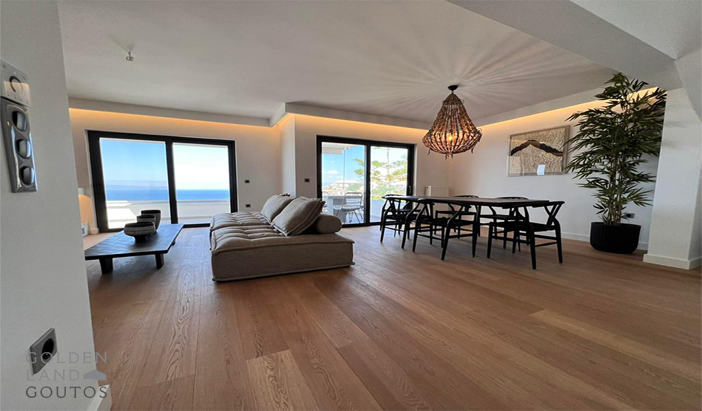 Renovated Sea View Maisonette in Panorama Voula